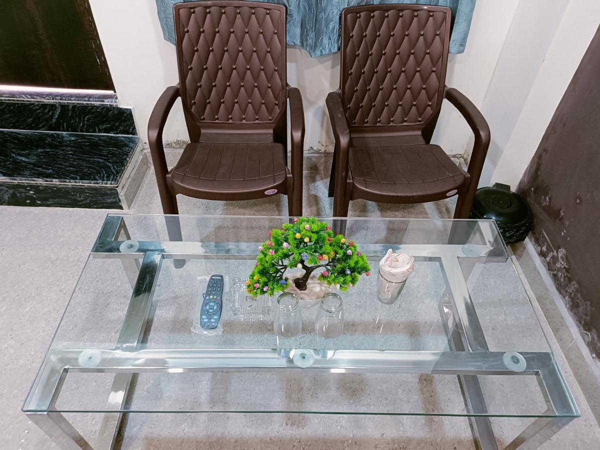 Hotel Royal Inn Satna Екстер'єр фото