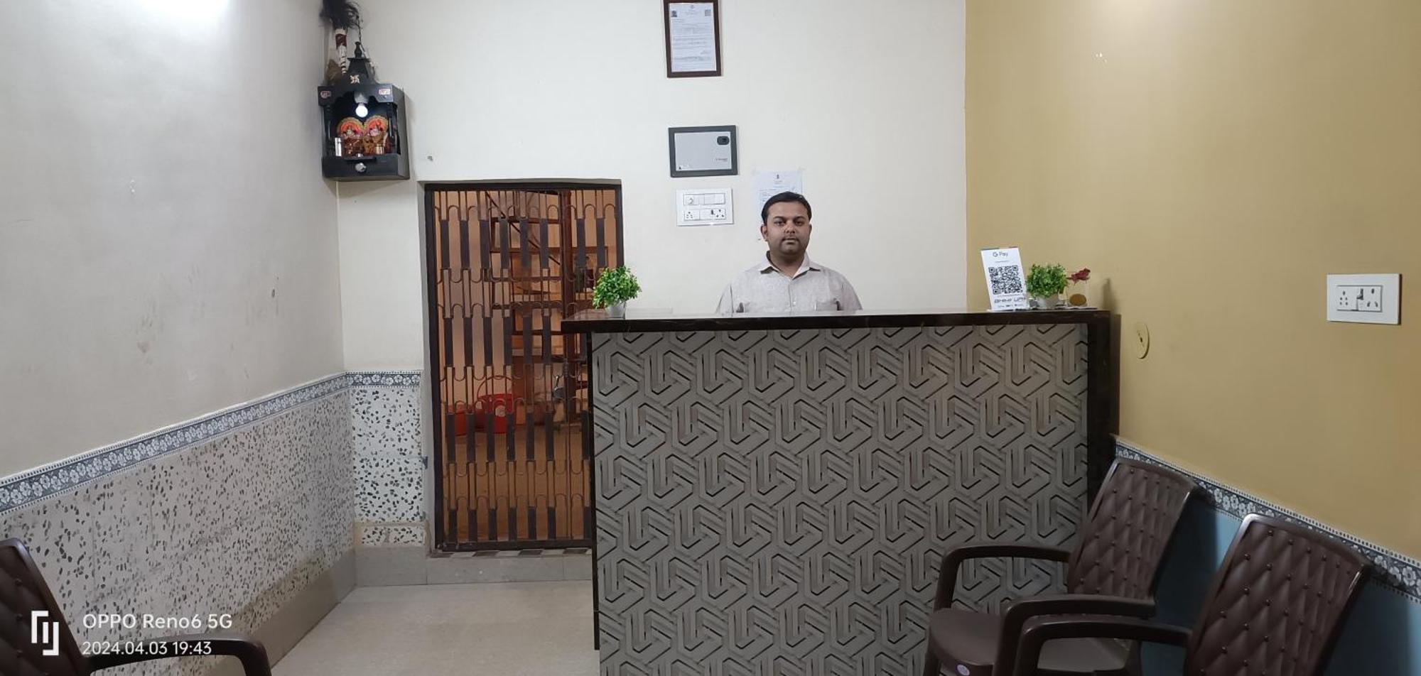 Hotel Royal Inn Satna Екстер'єр фото