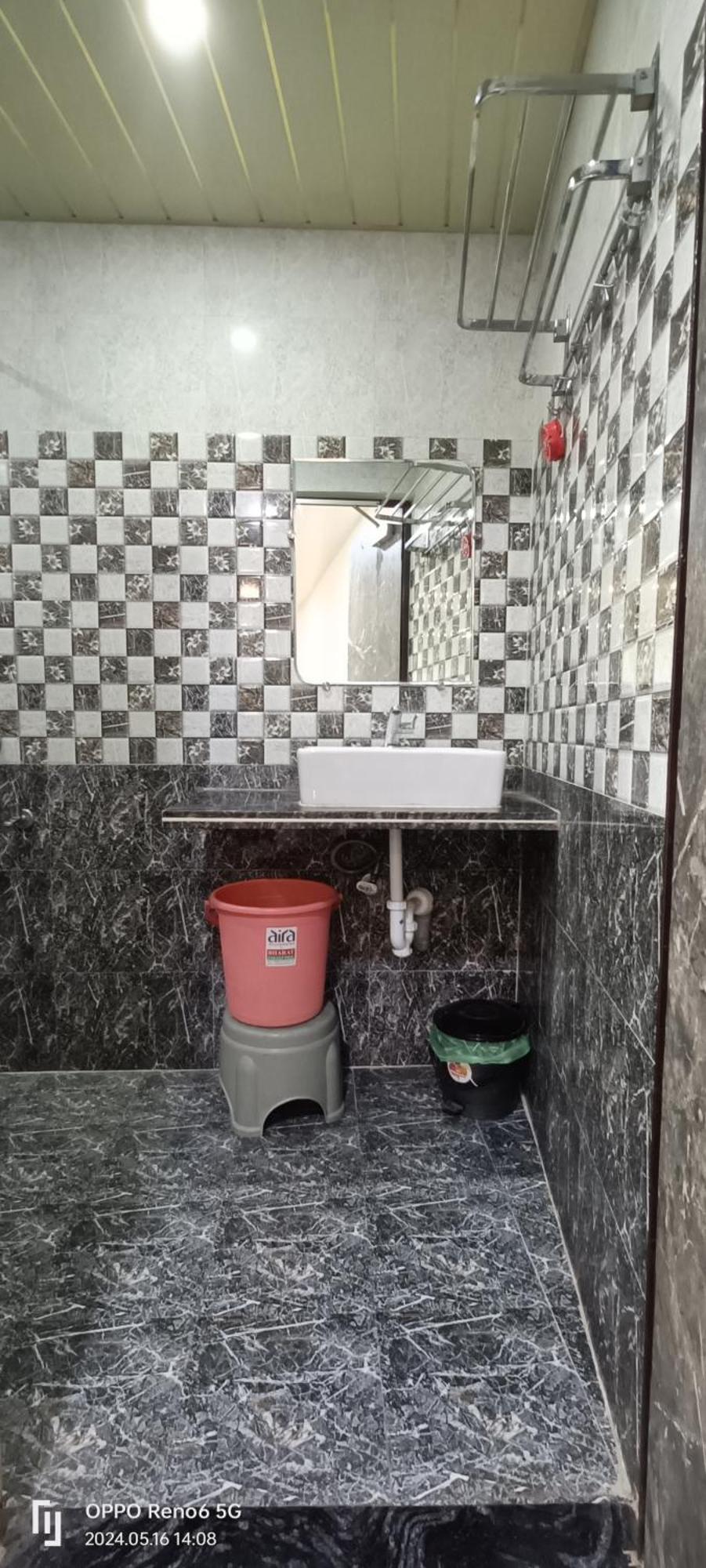 Hotel Royal Inn Satna Екстер'єр фото